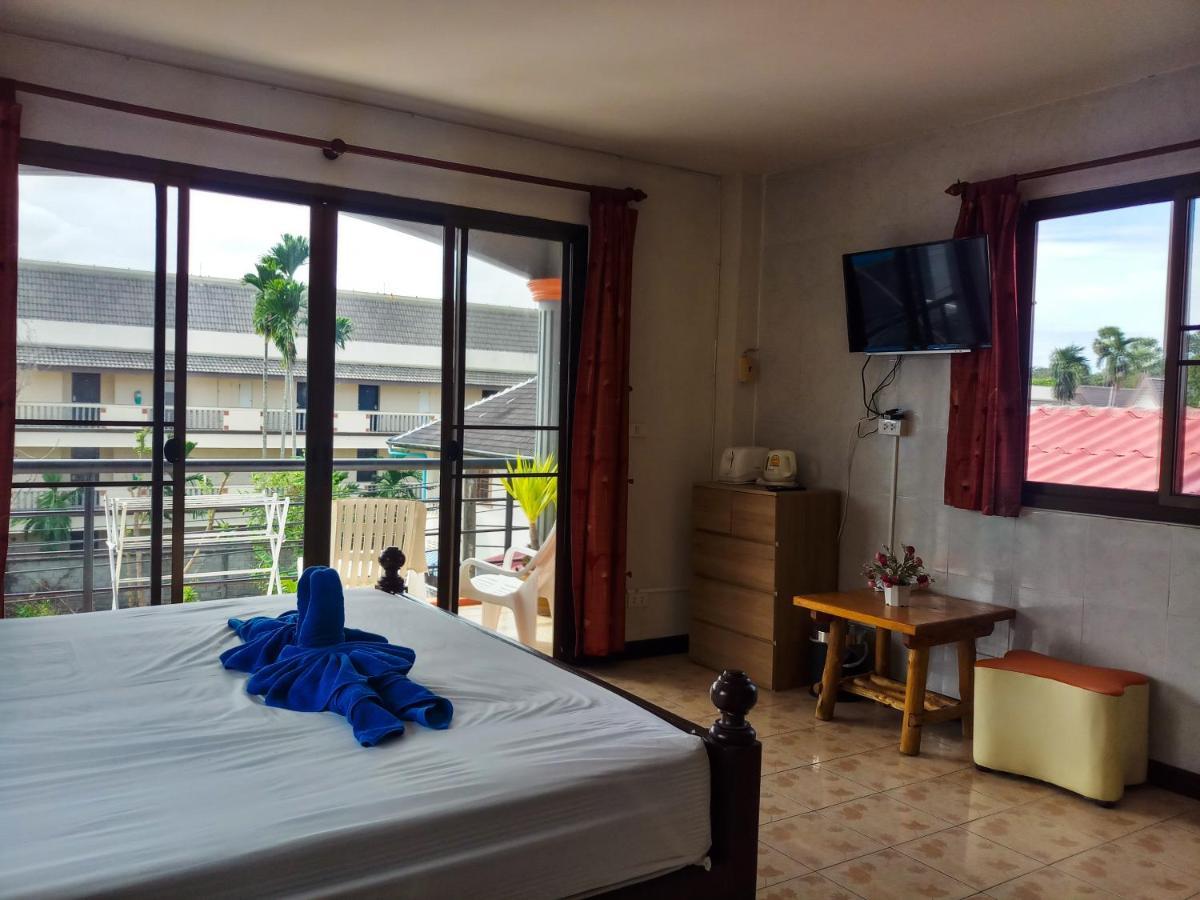 Kata Lina Guesthouse Buitenkant foto