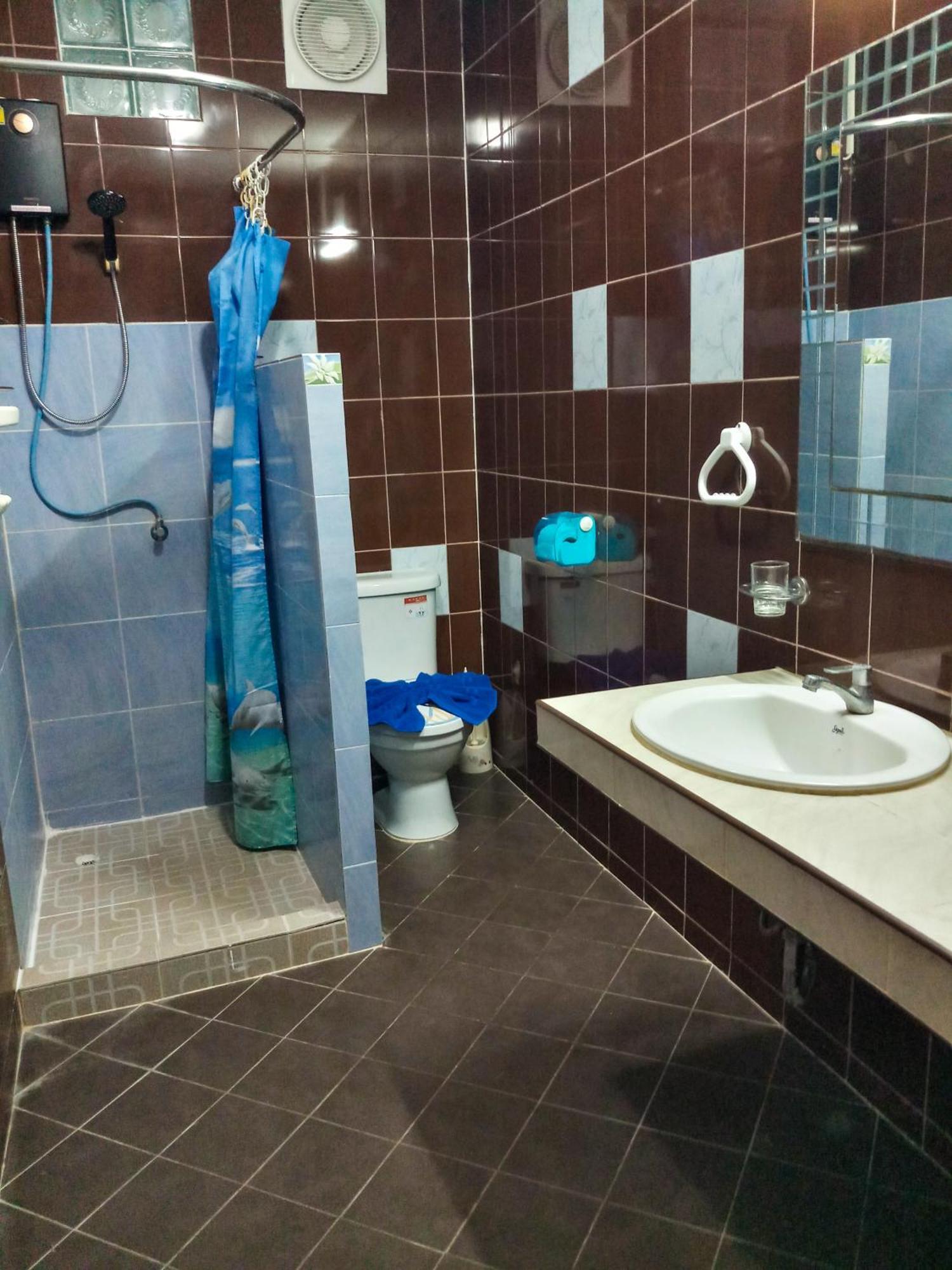 Kata Lina Guesthouse Buitenkant foto