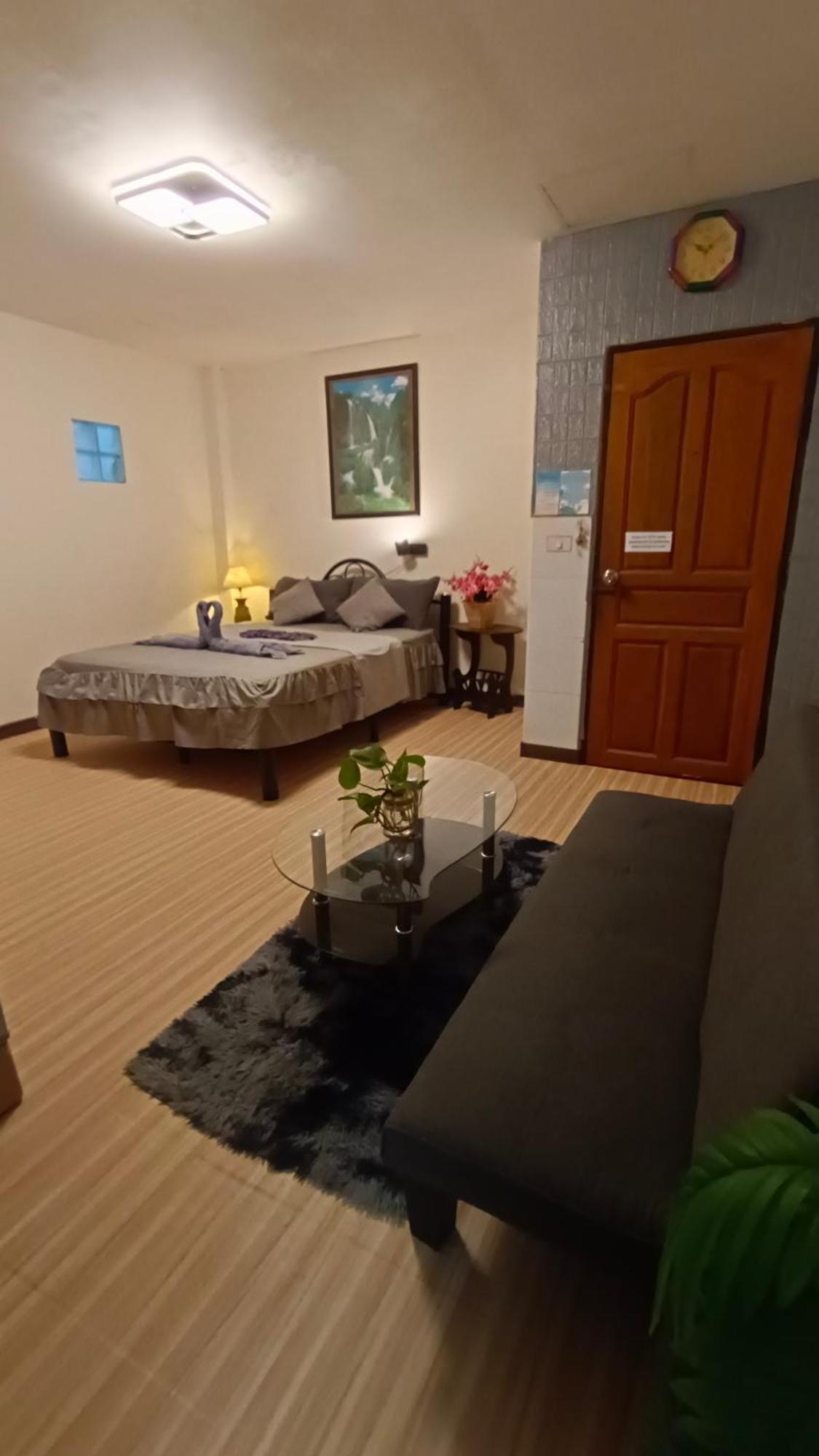 Kata Lina Guesthouse Buitenkant foto